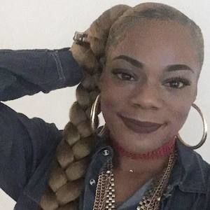 Meet your Posher, Niesha